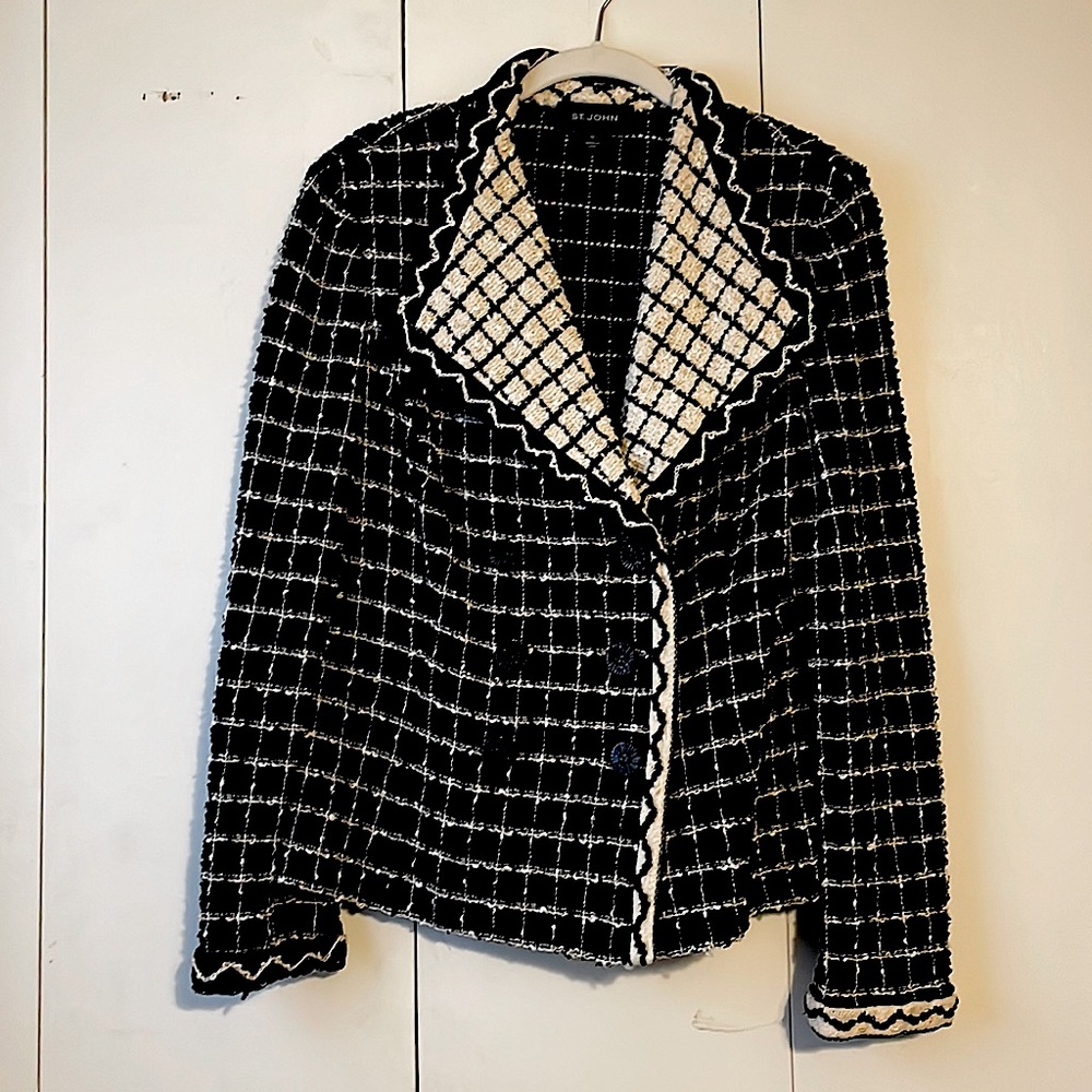 St. John Collection Vintage Knit Black and White Sweater - size 10